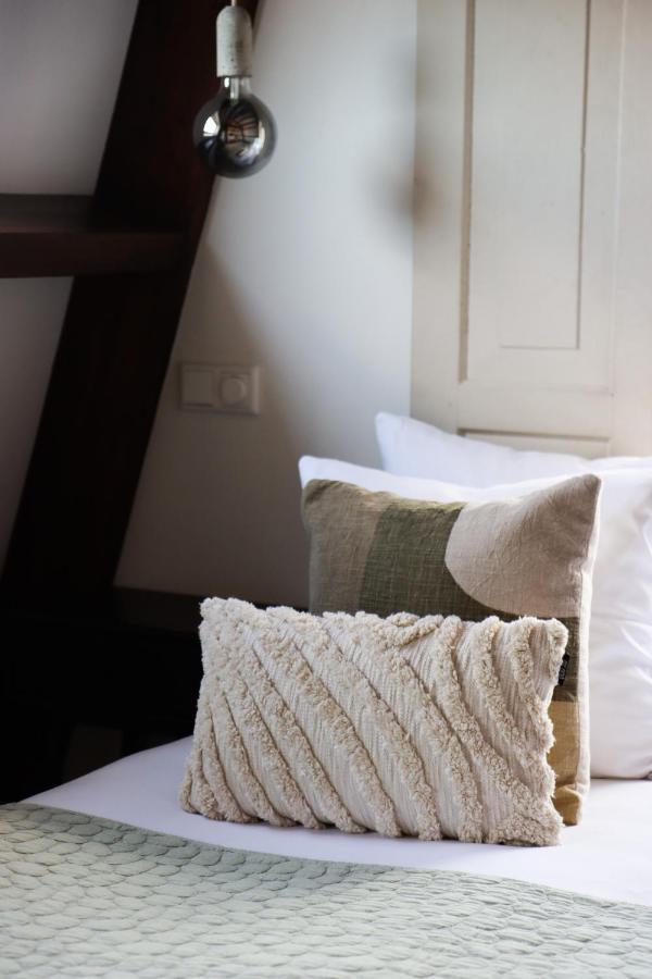 Hotel Dwars Амстердам Екстериор снимка