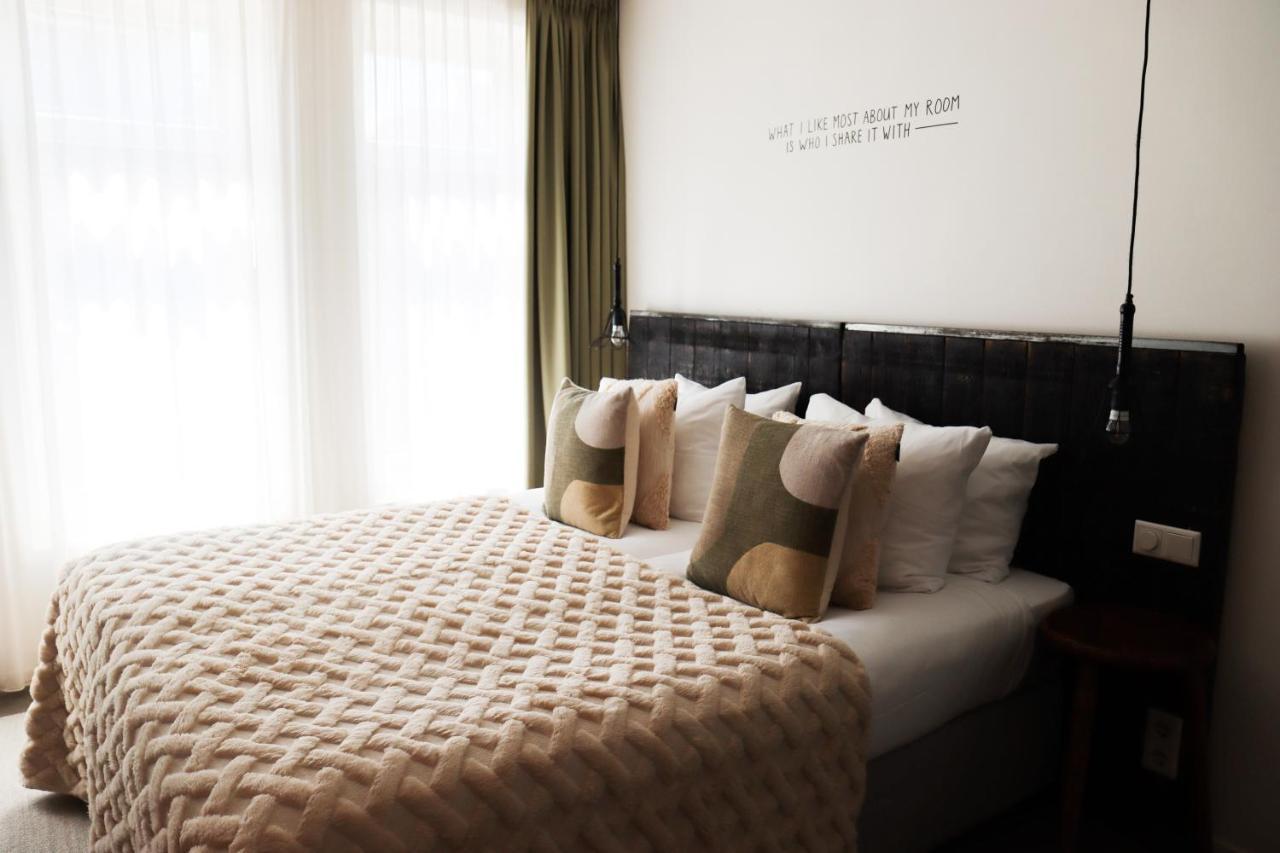Hotel Dwars Амстердам Екстериор снимка