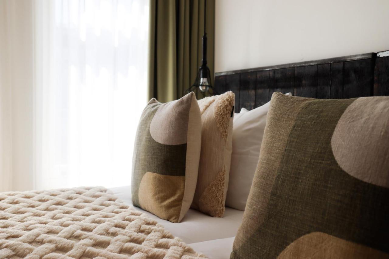 Hotel Dwars Амстердам Екстериор снимка